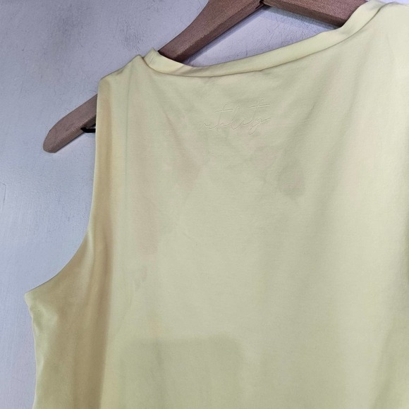 Vitality Allora High Neck Bodysuit M‎ Pale Yellow Balance Athletica - Picture 9 of 10